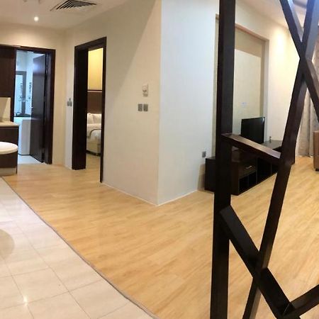 Al Liwan Suites Rawdat Al Khail Доха Экстерьер фото