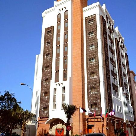 Al Liwan Suites Rawdat Al Khail Доха Экстерьер фото