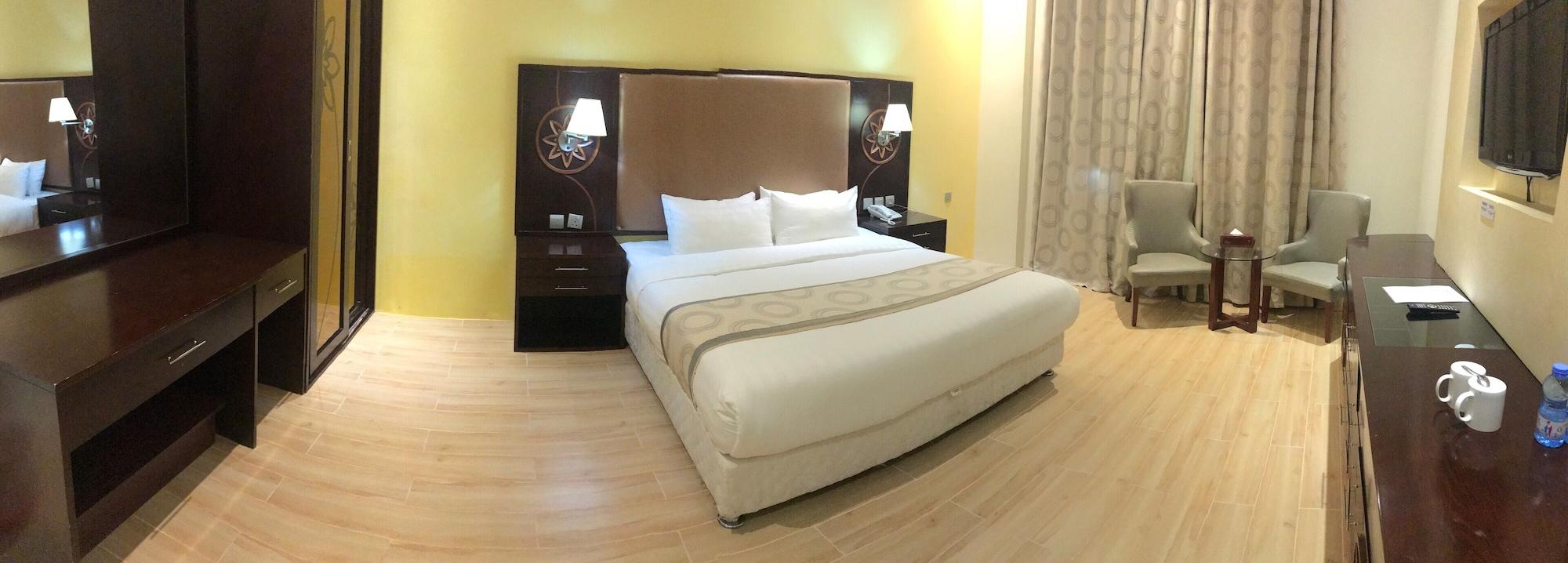 Al Liwan Suites Rawdat Al Khail Доха Экстерьер фото