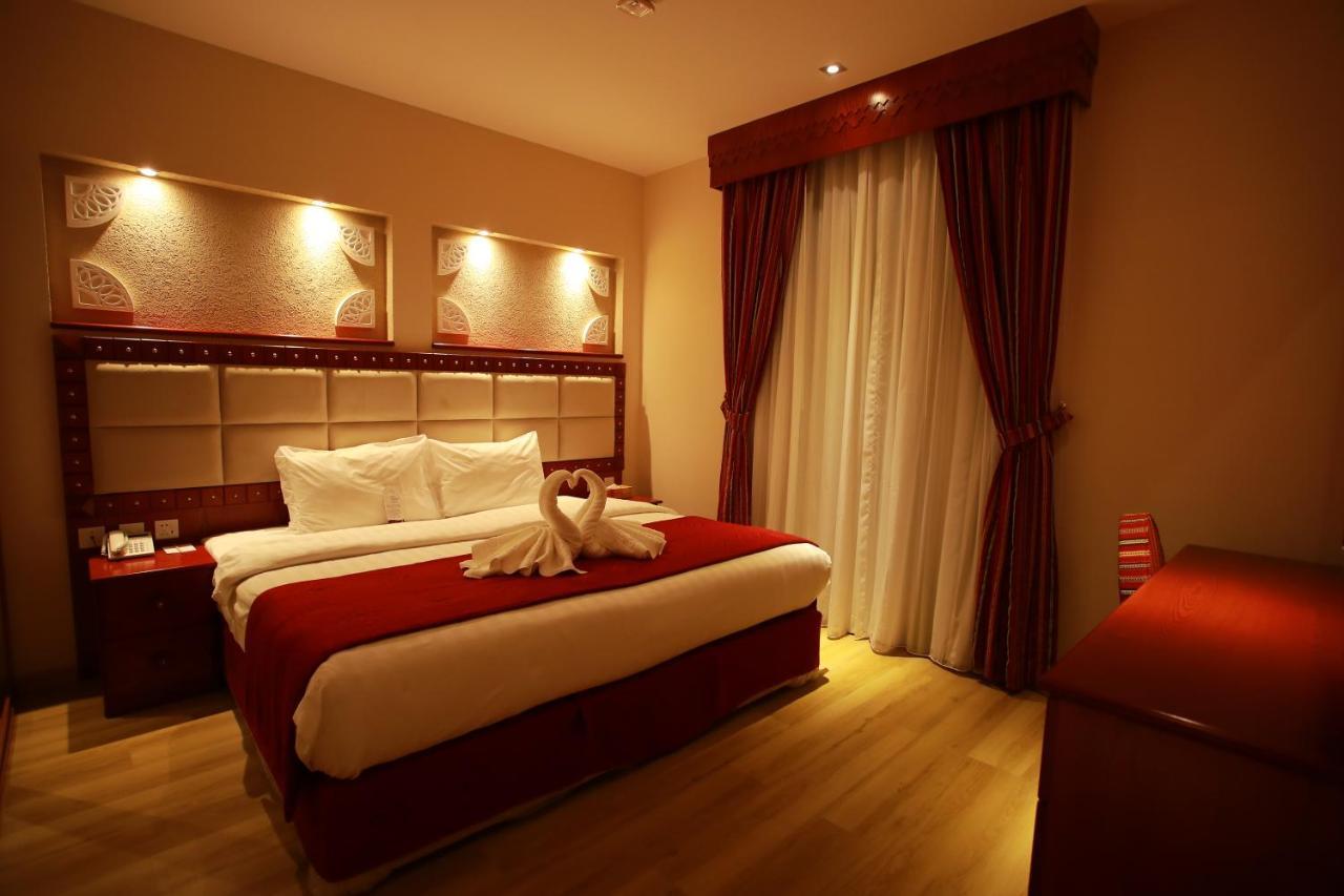 Al Liwan Suites Rawdat Al Khail Доха Экстерьер фото