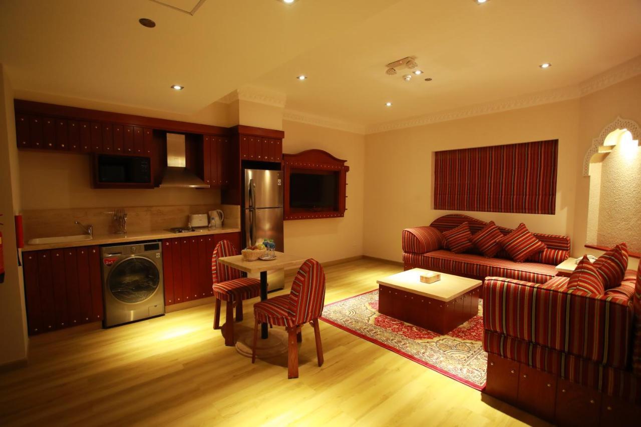 Al Liwan Suites Rawdat Al Khail Доха Экстерьер фото