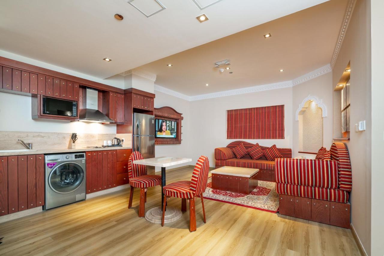 Al Liwan Suites Rawdat Al Khail Доха Экстерьер фото